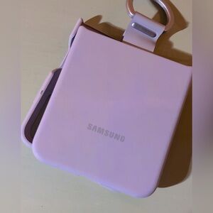 Samsung Z flip silicone case from Verizon.